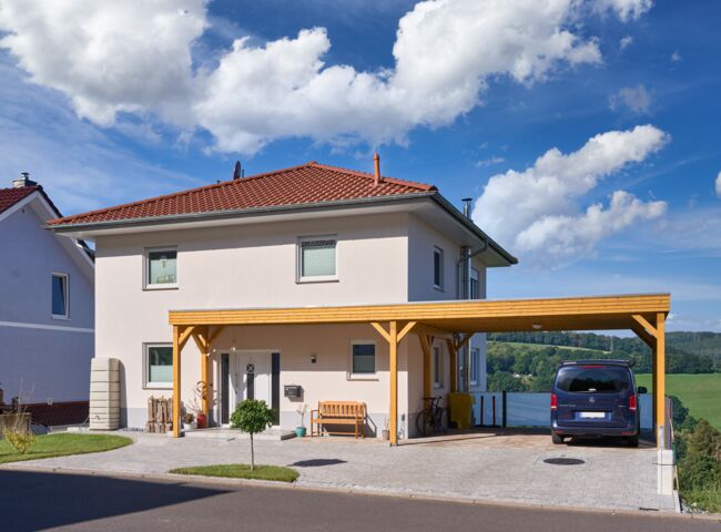 Haus mit Carport